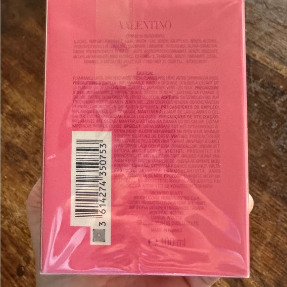 Valentino Donna Born in Roma Extradose Parfum - Pink and Black - Picture 5 of 6